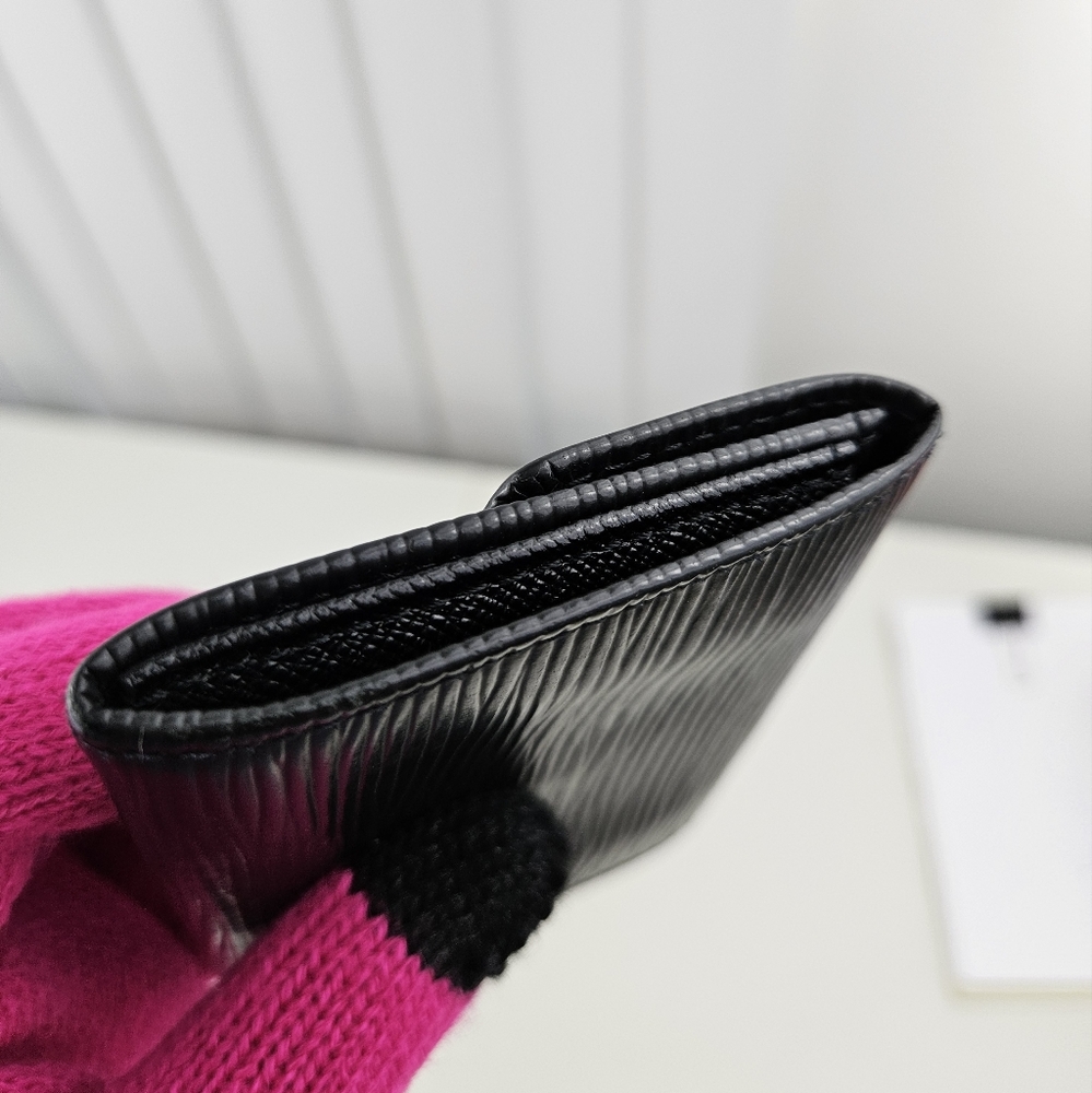 Louis Vuitton card wallet - Picture 6 of 15